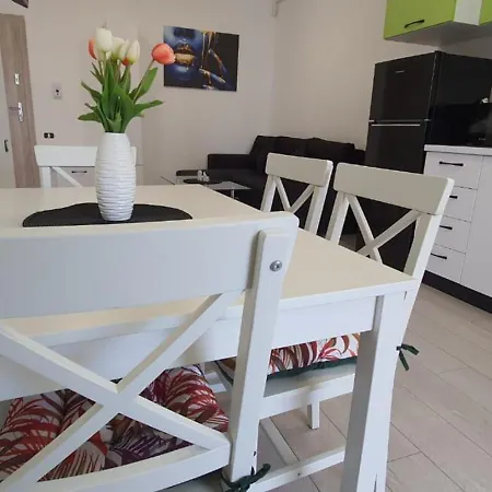 Raissa Trl Apartman Năvodari